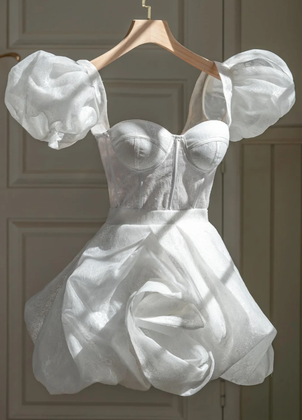 Classy Sweetheart Neck Organza A Line Birthday Outfits White Mini Homecoming Dress