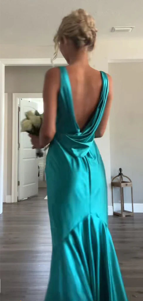 Elegant Sleeveless Mermaid Satin Long Prom Dress V Neck Party Dress