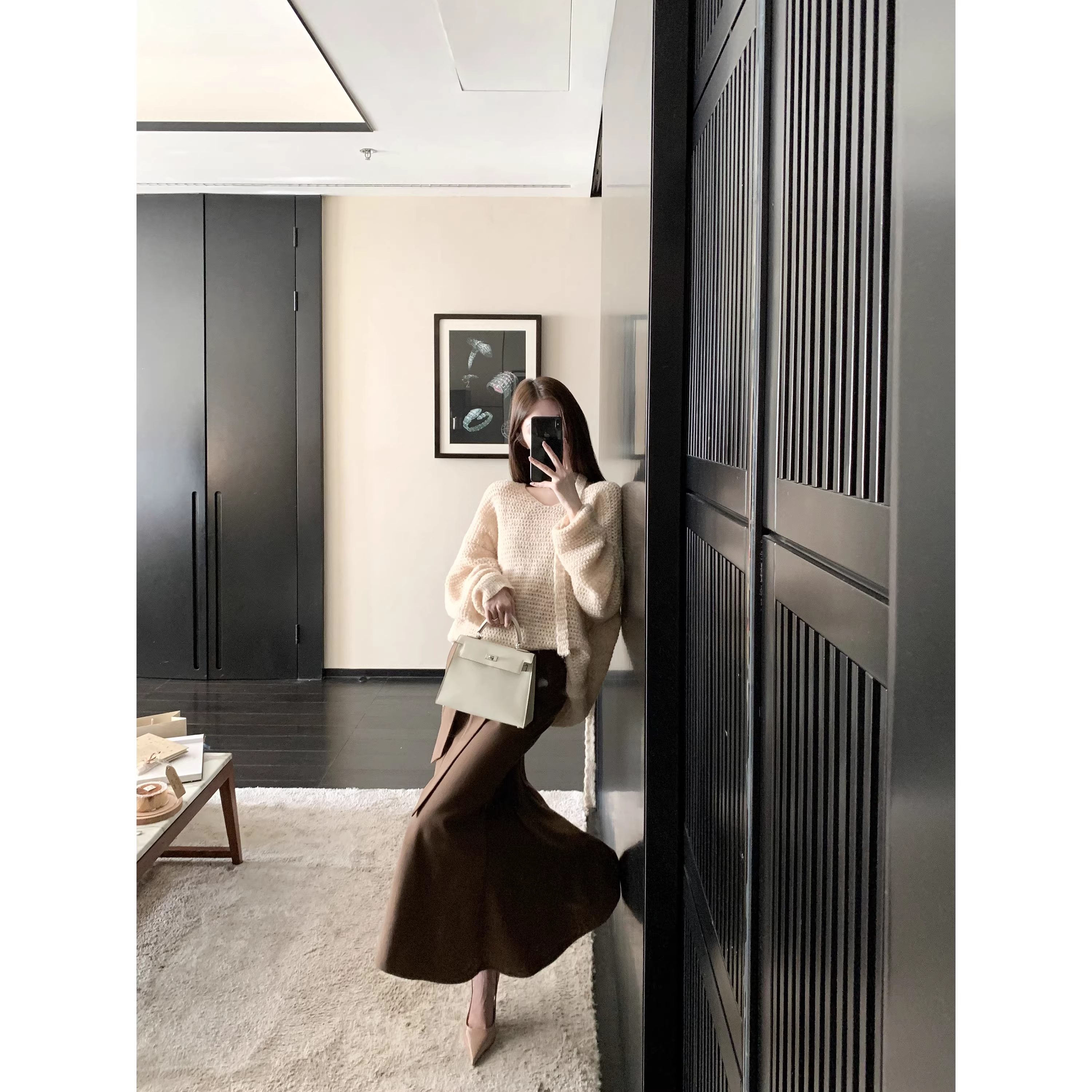 High-waisted, hip-covering, slimming fishtail midi skirt A141