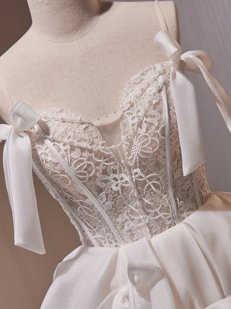 Charming Spaghetti Straps Tulle Lace A Line Short Homecoming Dress White Birthday Outfits With Bow