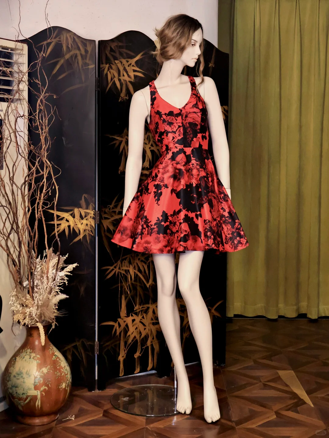 Vintage Red Satin Floral Print A Line Short Party Dress Bow Backless Graduation Homecoming Dress