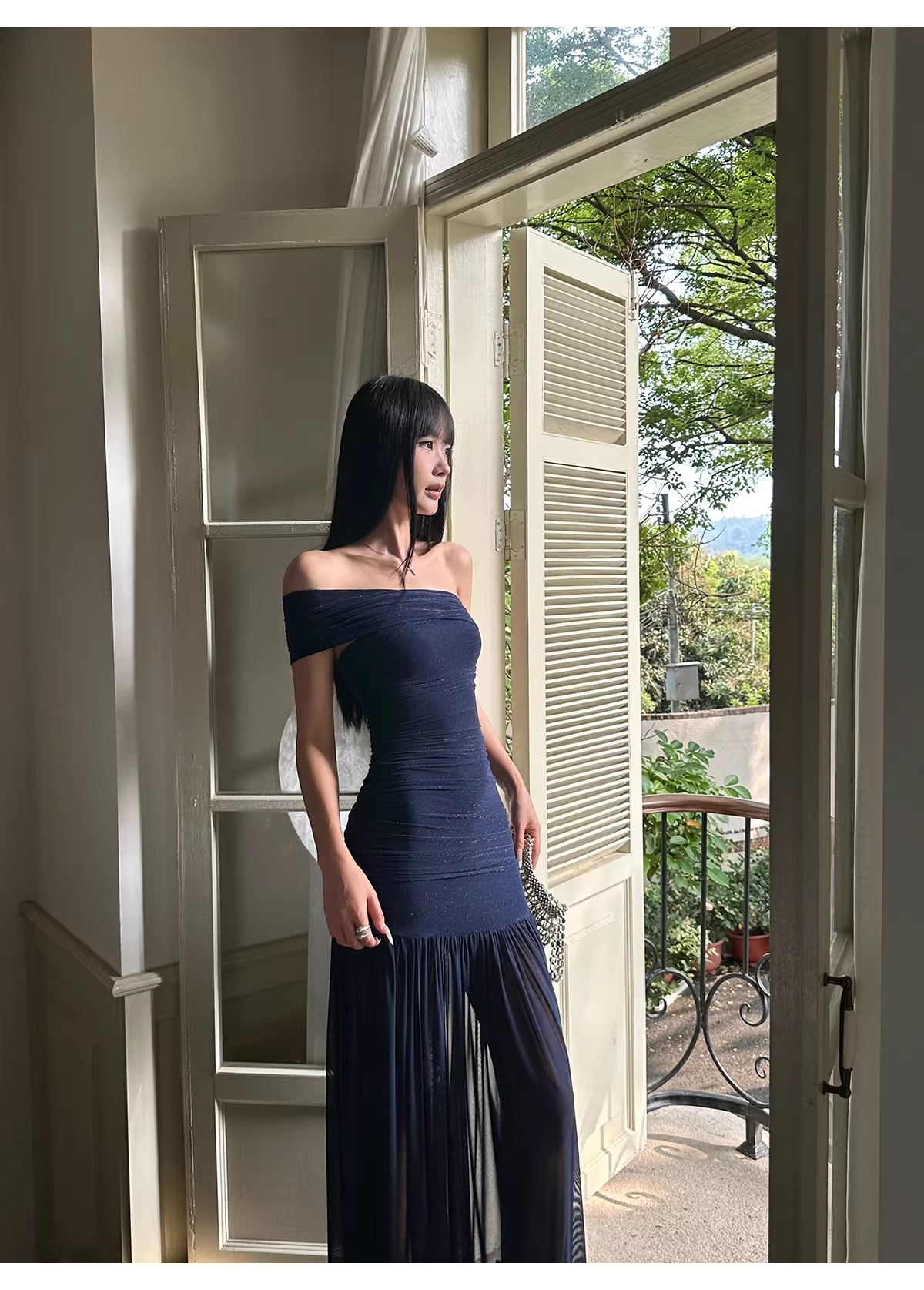 Sexy Halter V Neck White A Line Long Party Dress Formal Evening Gown