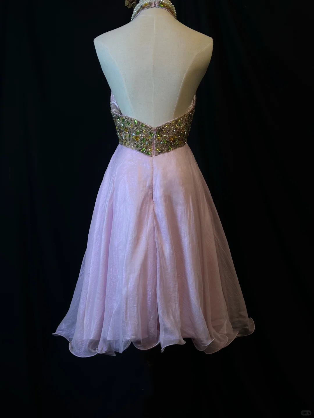 Vintage Pink Halter Beaded A Line Mini Party Dress Homecoming Dress