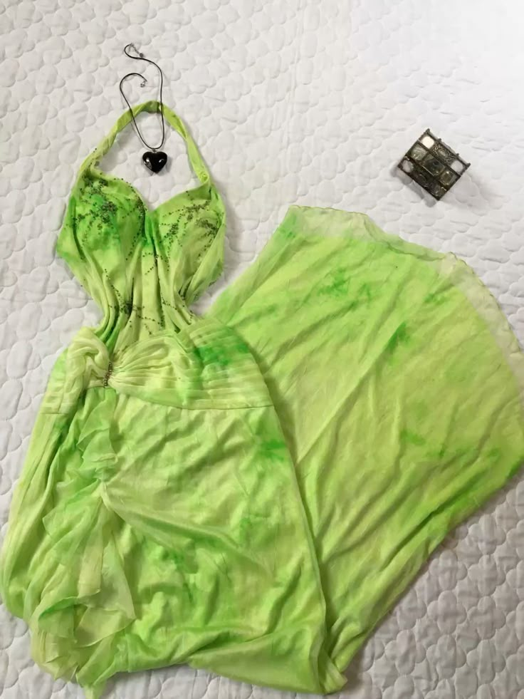 Unique Halter Green Beaded Chiffon Long Party Dress Birthday Prom Gown