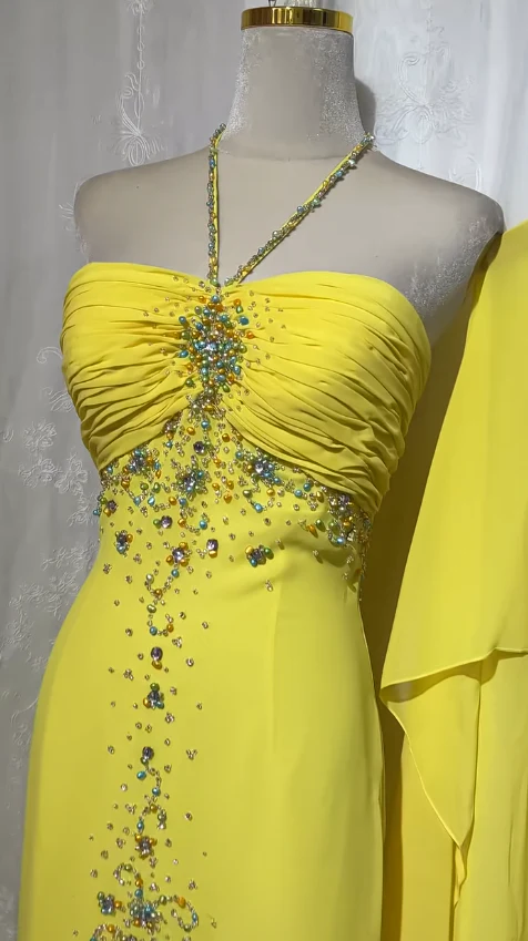Stunning Yellow Halter Neck Sheath Chiffon Beaded Hi-Lo Prom Dresses Elegant Wedding Guest Dresses