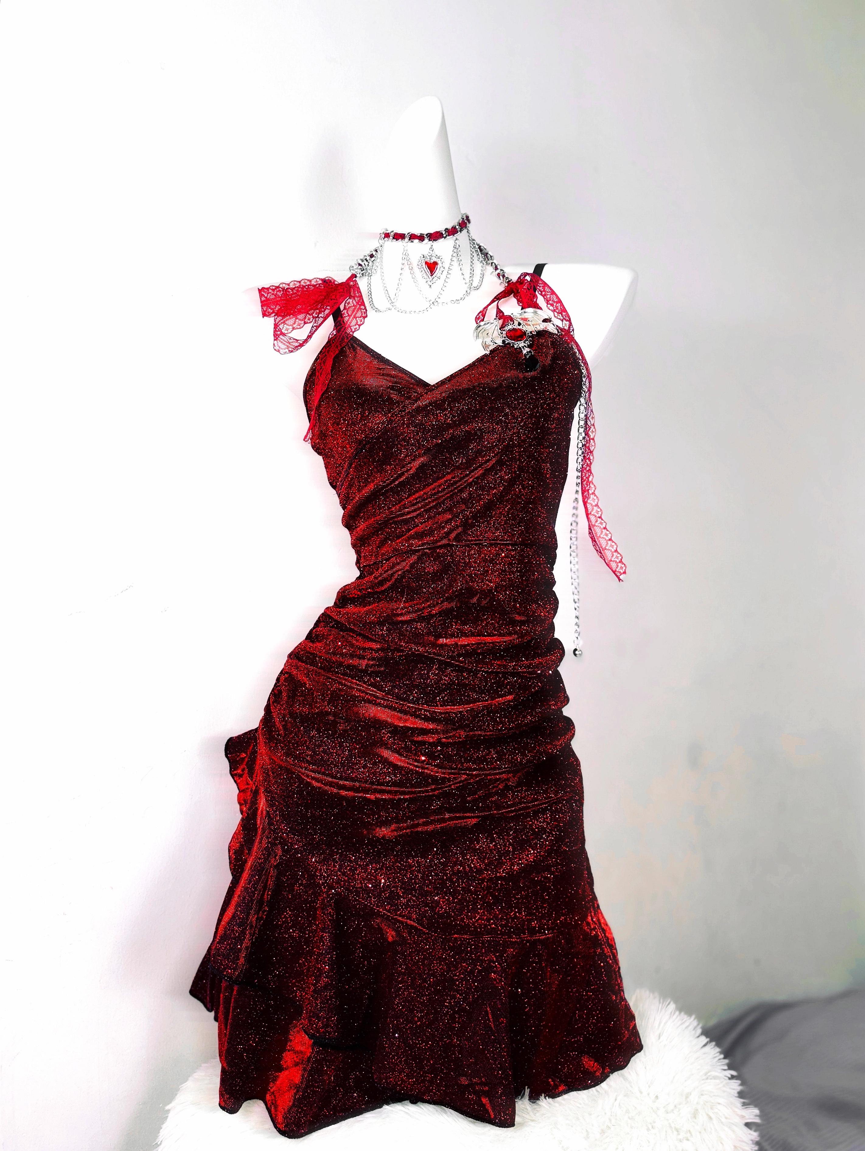 Vintage Spaghetti Straps Burgundy Ruffle Short Homecoming Dress Birthday Outfits