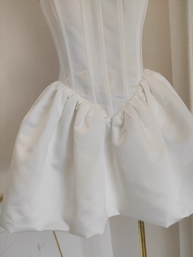 Sexy A Line Straps White Satin Vacation Dresses Short Birthday Dress