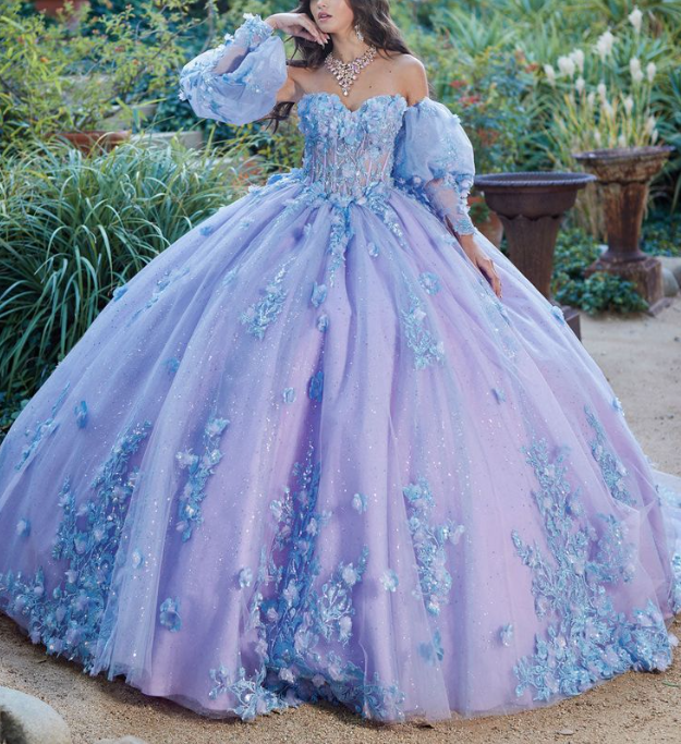 Luxury Tulle Appliques Quinceanera Dress Charming Sweet 16 Dress Ball Gown
