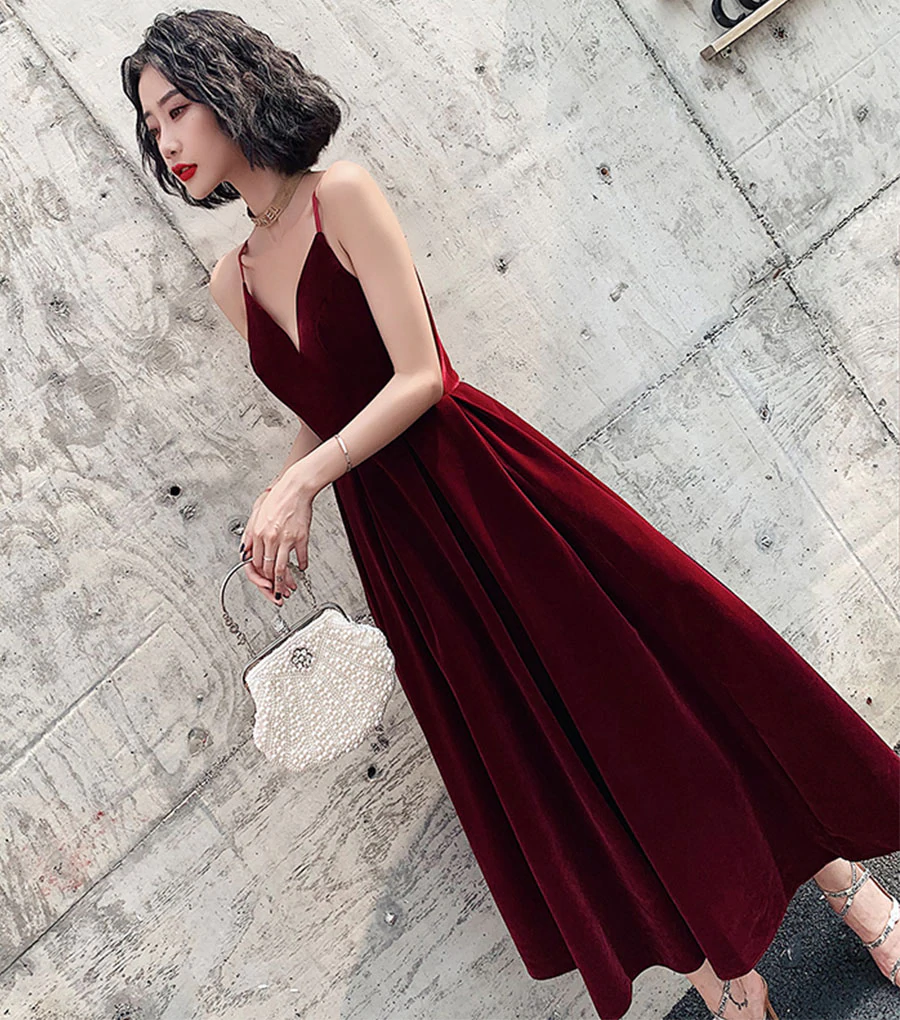 Burgundy v neck velvet short prom dress