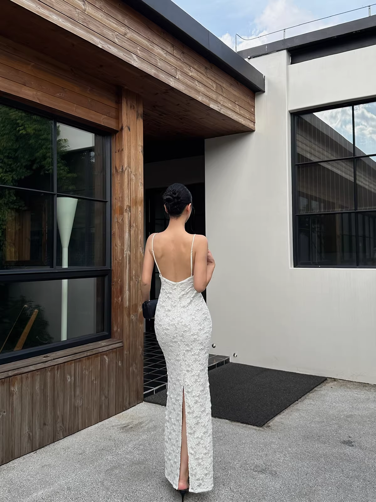 Pretty Spaghetti Straps V Neck Off White Lace Sequin Mermaid Long Evening Dress Formal Wedding Guest Dress