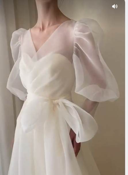 Pure V Neck Wedding Dress V Neck Vitage Prom Dress