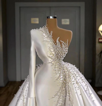 Gorgeous One Shoulder Satin White Beading Mermaid Prom Dresses