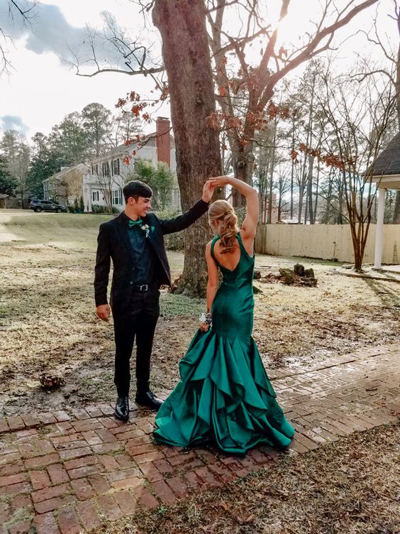 Sexy Green Mermaid Long Backless Prom Dresses