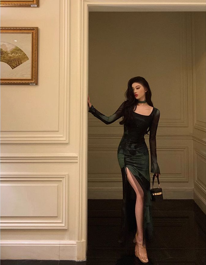 Chic Sheath Square Neckline Long Sleeves Green Long Prom Dresses Birthday Dress