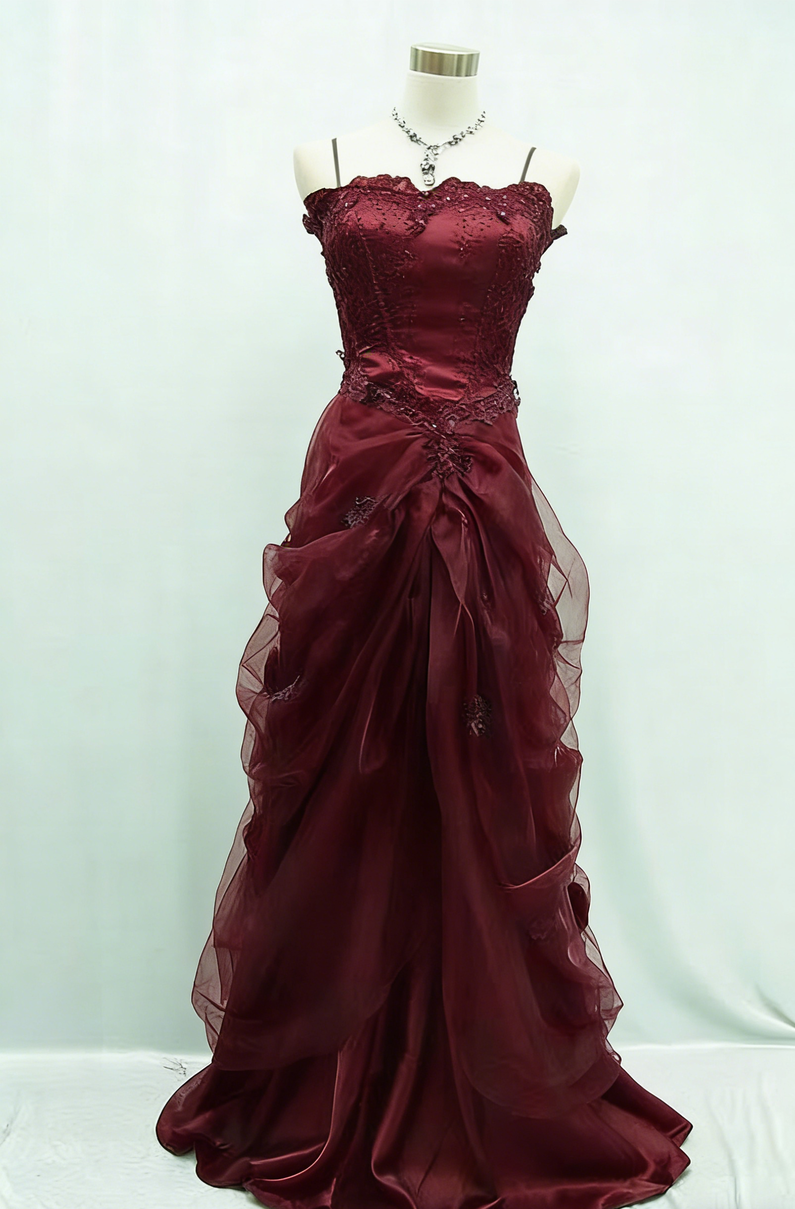 Sexy Spaghetti Straps Evening Dress Beading Prom Dress