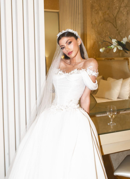 Gorgeous Ball Gown Off The Shoulder Satin Beads Flowers Long Wedding Dresses