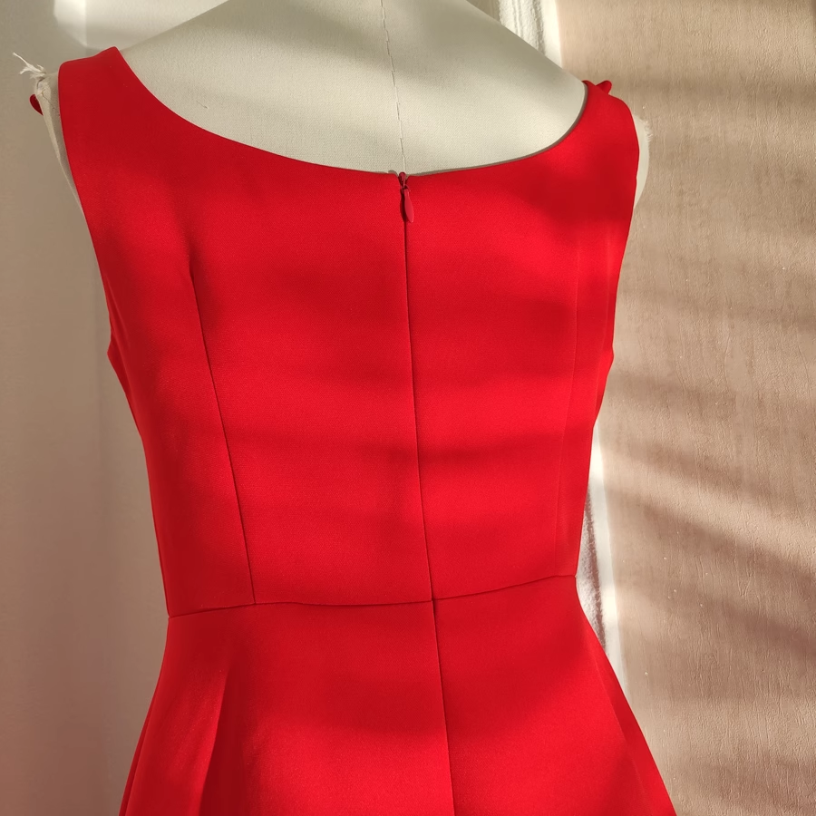 Sexy A line Scoop Neckline Red Travel Vacation Dresses Satin Birthday Dress