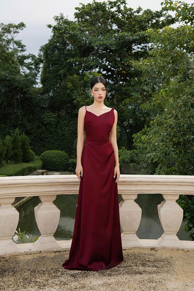 Elegant Burgundy Satin Long Bridesmaid Dress Formal Party Dress