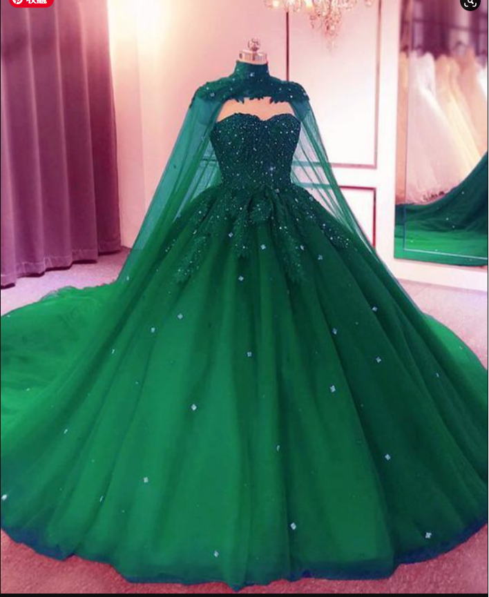 Sweetheart Ball Gown Wedding Dress With Cape