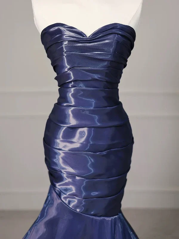 Gorgeous Strapless Navy Blue Evening Dress Ruched Mermaid Prom Party Dress