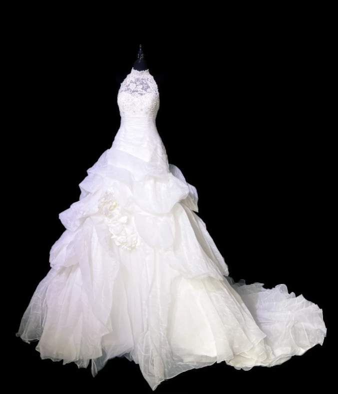 Charming White Halter Tulle Beaded Pleated Long Wedding Dress Formal Bridal Dress