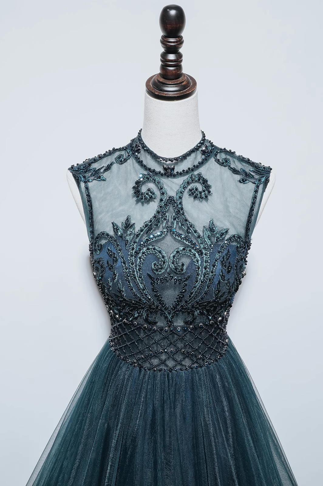 Sparkly A line High Neckline Floor Length Tulle Green Prom Dresses