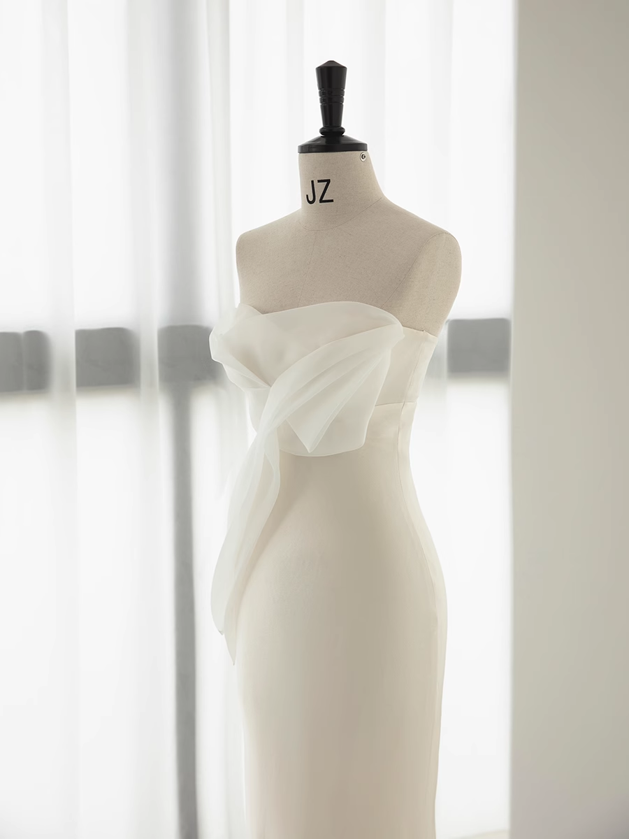 Simple Mermaid Sweetheart White Satin Wedding Dresses