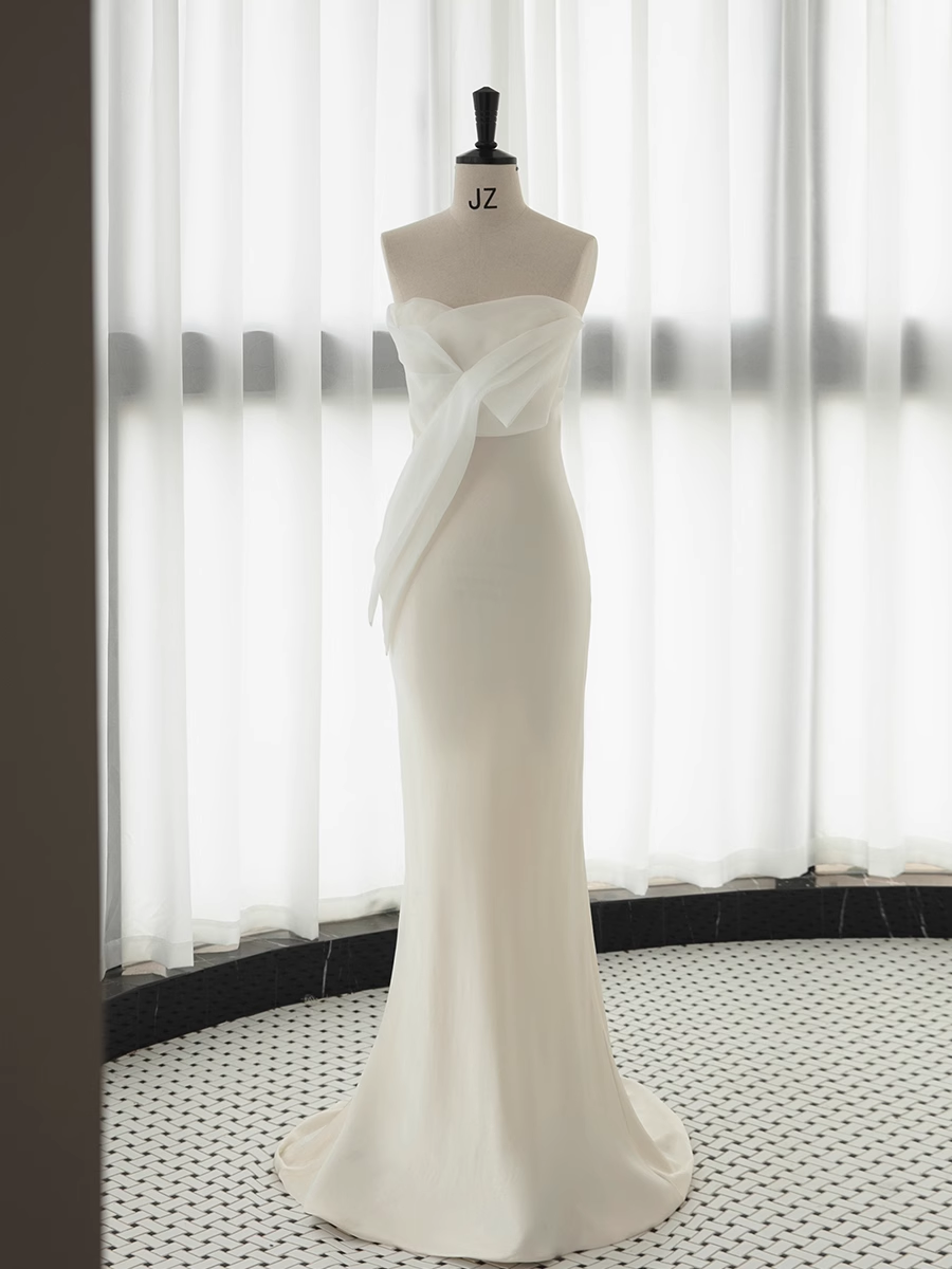 Simple Mermaid Sweetheart White Satin Wedding Dresses