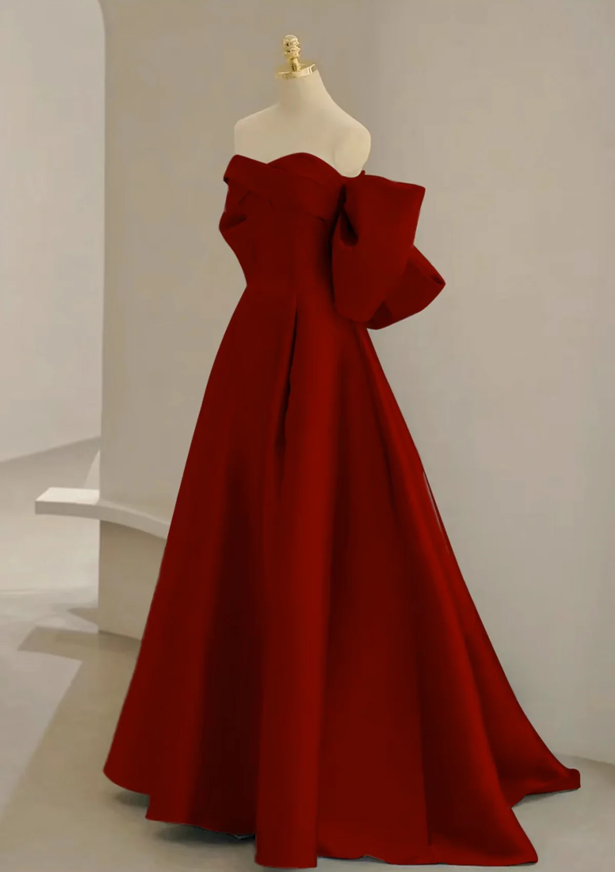 A-Line Sweetheart Neck Satin Red Long Prom Dress