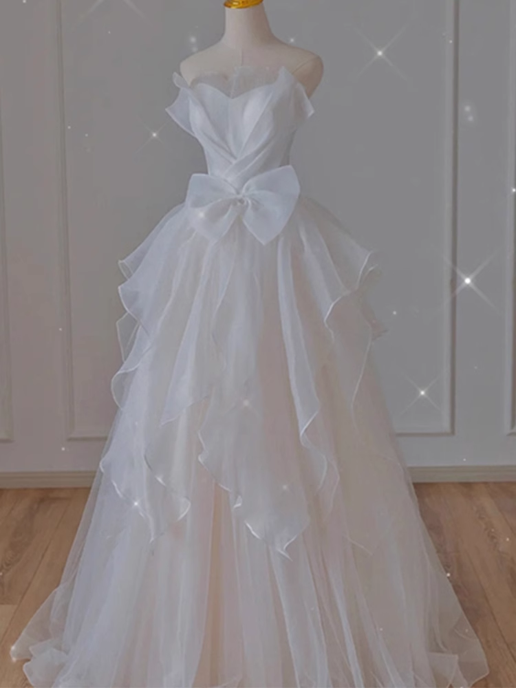 Vintage Ball Gown Short Sleeves White Long Wedding Dresses