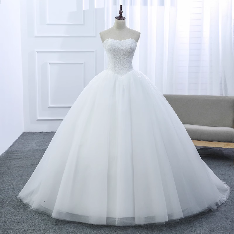 Vintage Ball Gown Strapless White Tulle Long Wedding Dresses