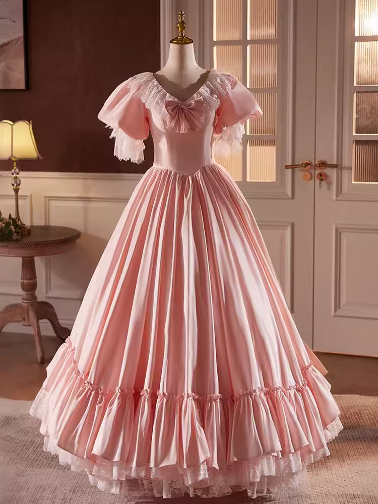 Vintage Ball Gown Pink Short Sleeves Lace Sweet 16 Dresses