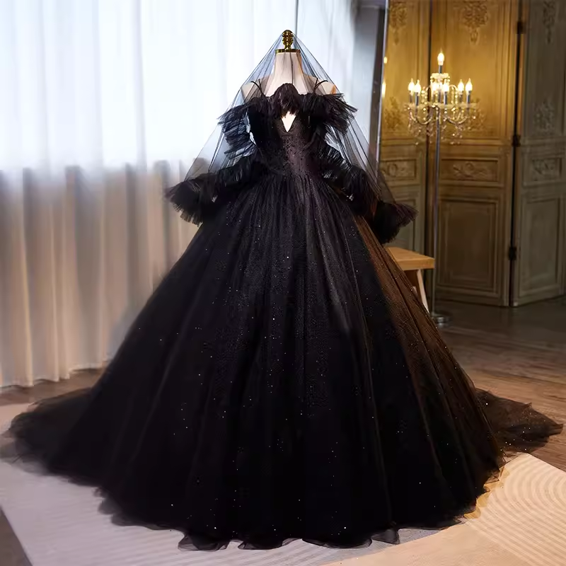 Vintage Ball Gown Straps Tulle Black Sweet 16 Dresses