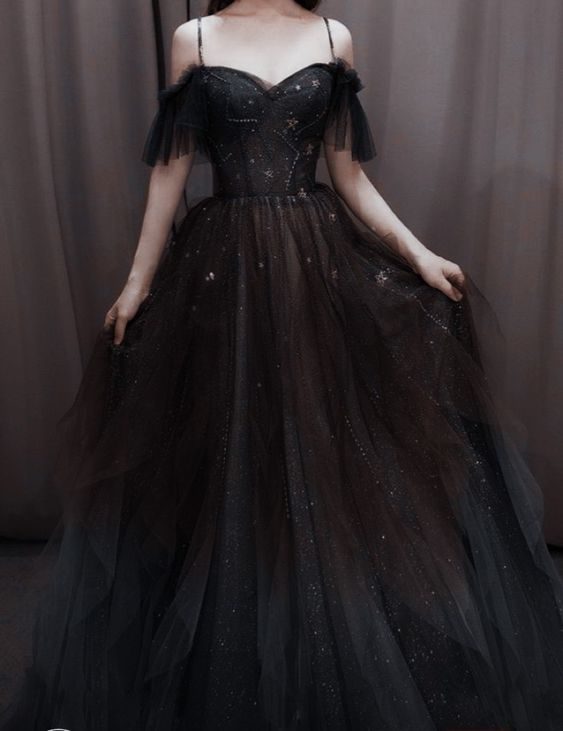 Elegant Ball Gown Off The Shoulder Long Tulle Prom Dress