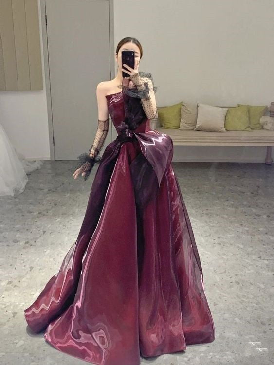 Elegant Ball Gown Strapless Burgundy Organza Long Prom Dress