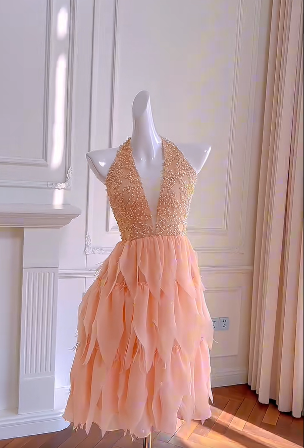 Charming Halter Orange Chiffon Beaded Homecoming Dress Birthday Outfits