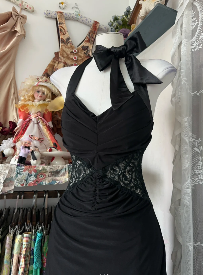 Sexy Black Halter V Neck Satin Lace Mermaid Long Evening Dress Birthday Prom Dresses
