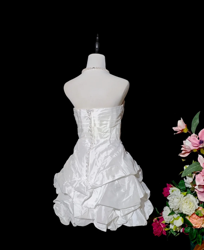 Stylish White Strapless Satin Pleated Short 8th Grade Homecoming Dress Cocktail Dress