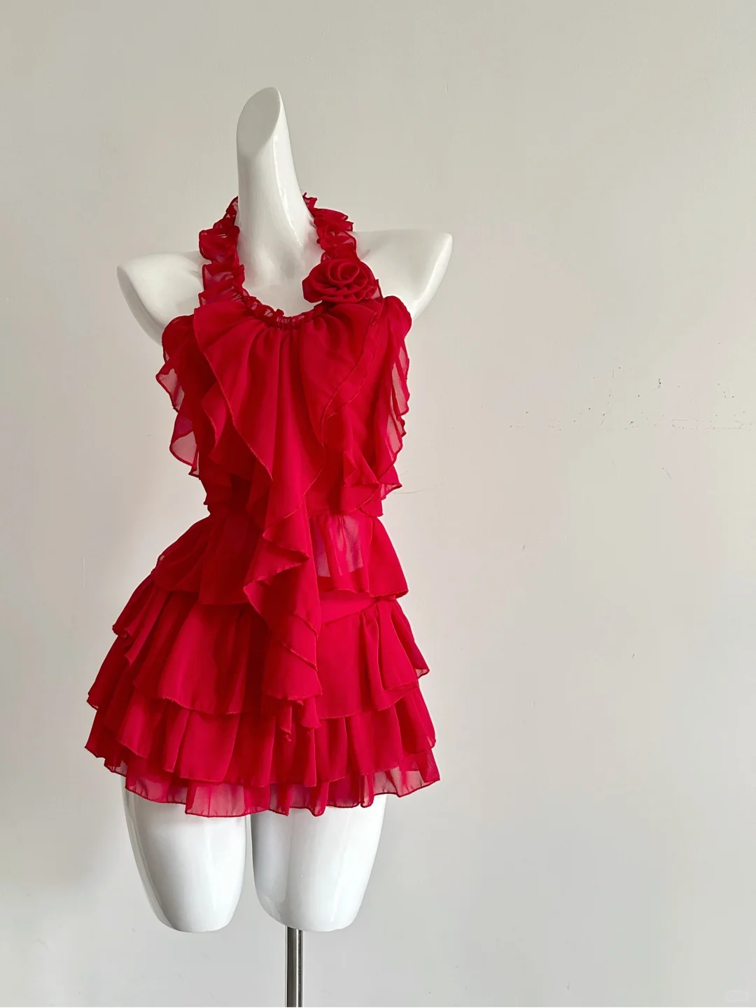 Sexy Halter Chiffon Cocktail Dress Red Holiday Dress