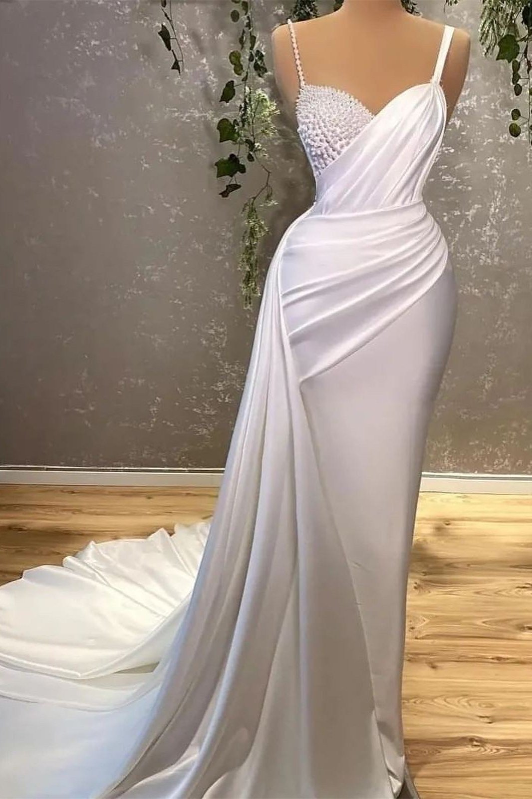 White Spaghetti Strap Mermaid Evening Dress Long With Pearls