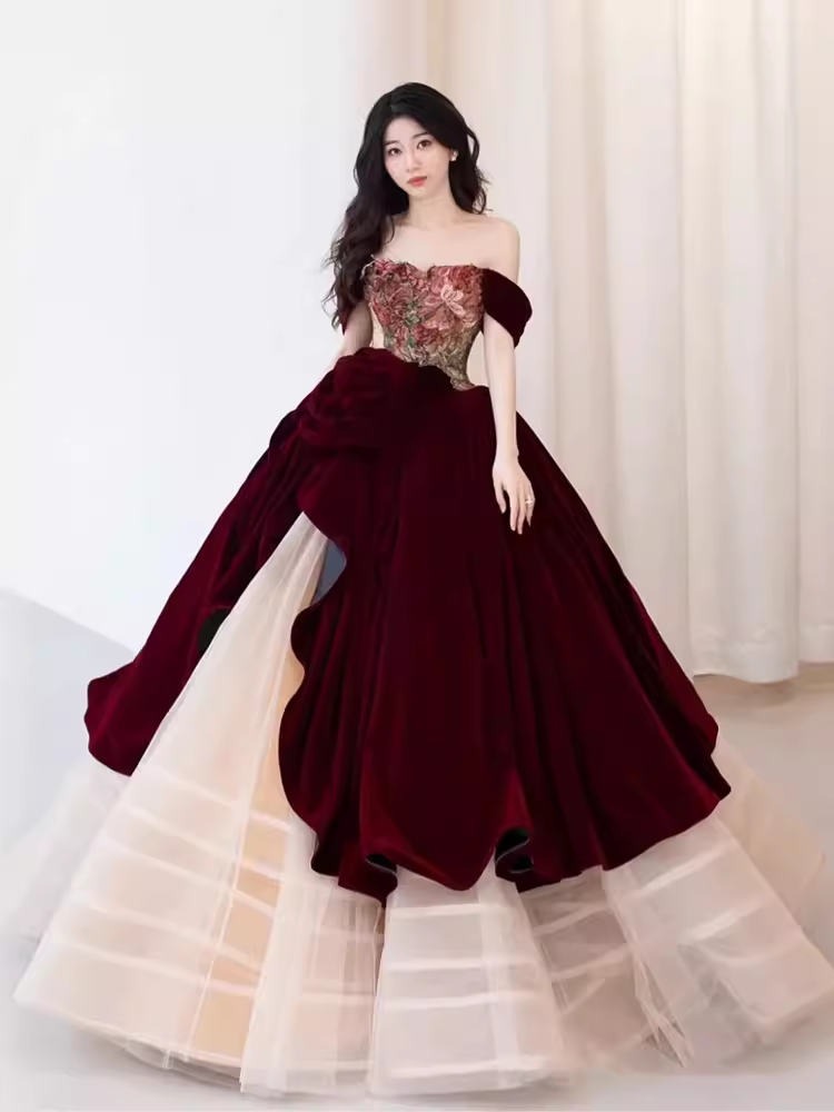 Simple Ball Gown Strapless Red Tulle Long Prom Dresses