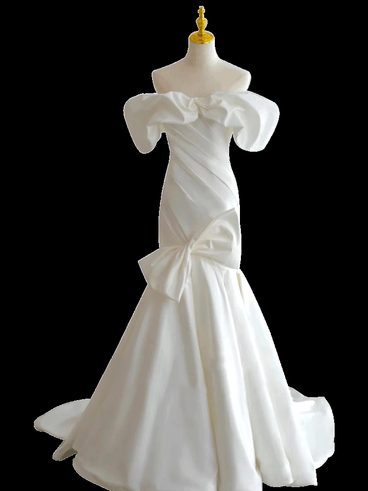 Vintage Mermaid Off The Shoulder Neckline White Long Wedding Dresses