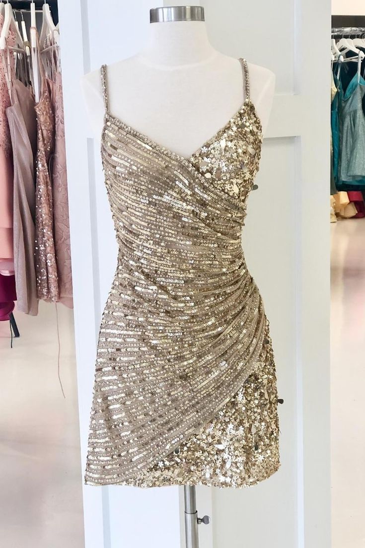 Vintage Straps Champagne Sequins Short Homecoming Dresses