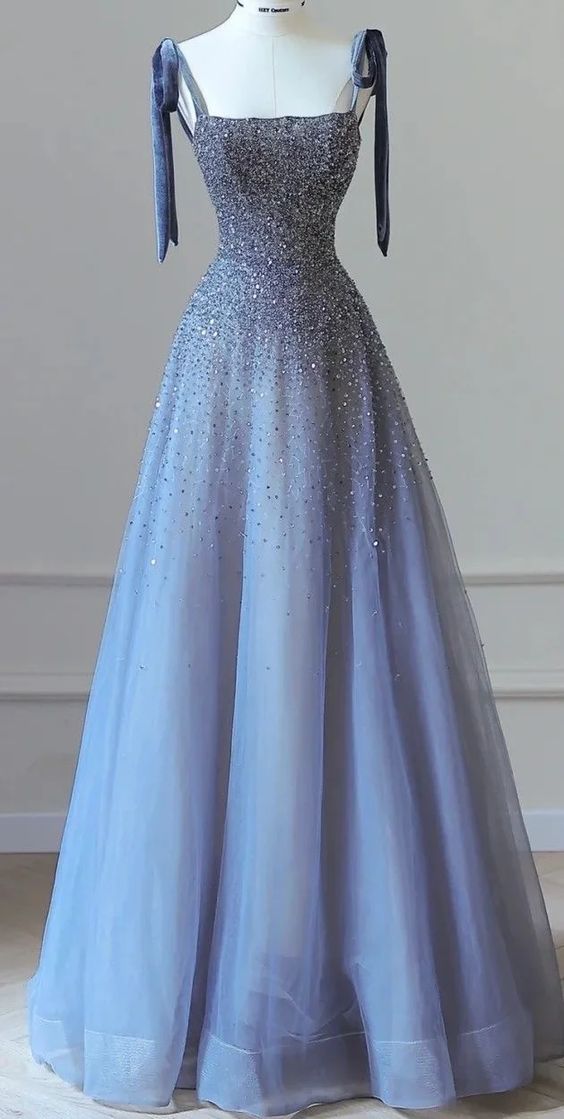 Luxurious Tulle A Line Prom Dress Spaghetti Strap Mermaid Evening Dress