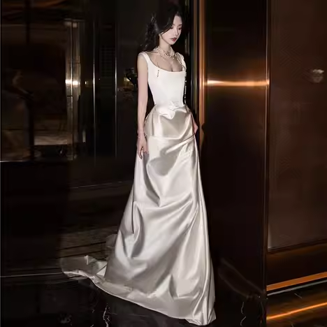 Vintage Sheath Sleeveless White Satin Wedding Dresses
