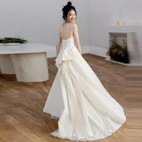 Vintage A Line Strapless Slit White Satin Wedding Dresses