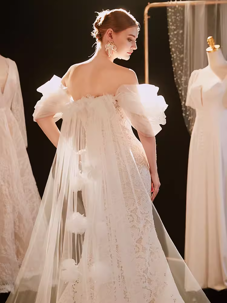Vintage Mermaid Strapless Lace Wedding Dress With Short Sleeves