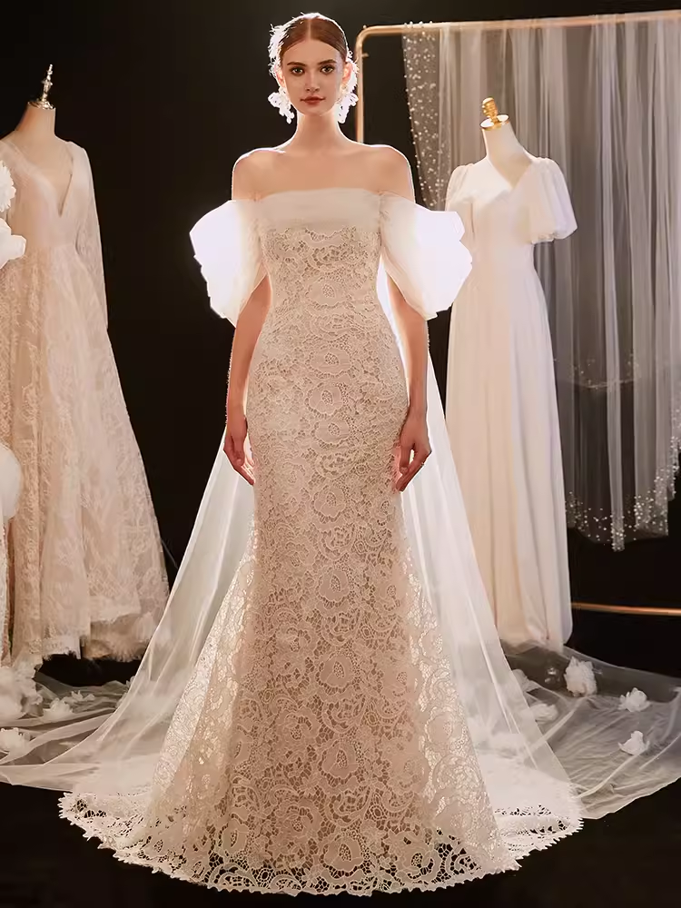 Vintage Mermaid Strapless Lace Wedding Dress With Short Sleeves