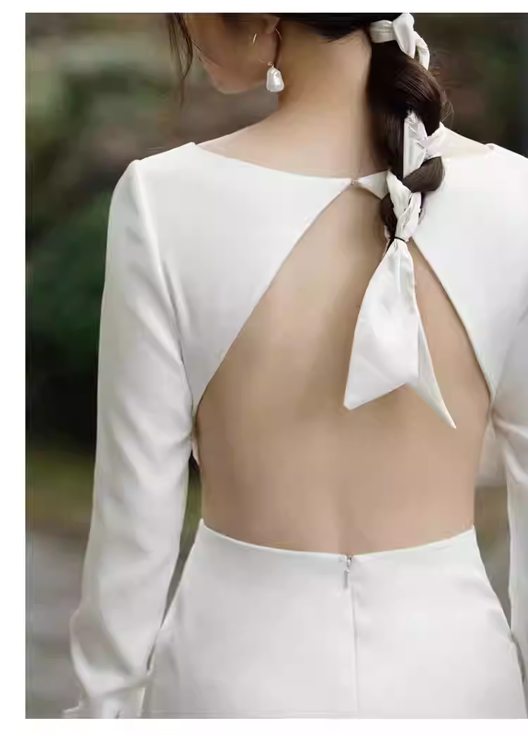 Simple Mermaid Scoop neckline Short Sleeves White Backless Wedding Dresses