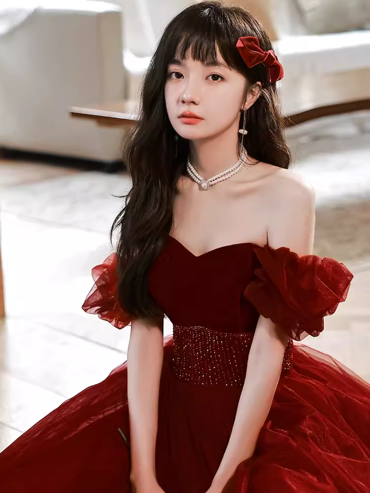 Pretty A Line Off The Shoulder Burgundy Tulle Beads Long Prom Dresses